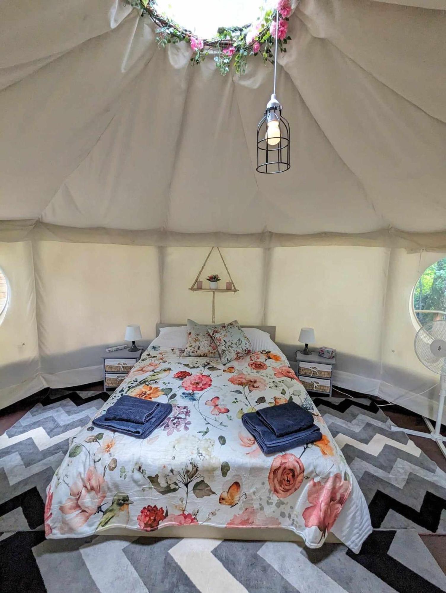 Hotel Luxury Glamping @Moulin Des Forges Moutier-Malcard Zewnętrze zdjęcie